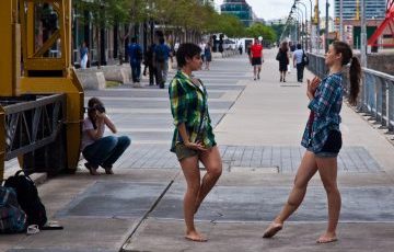 girls dancing tel aviv