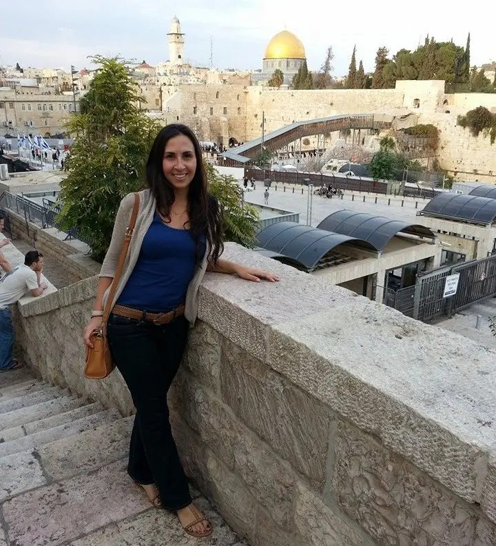 How To Not Look Like a Tourist in Israel - Israel Dress Code | Masa Israel