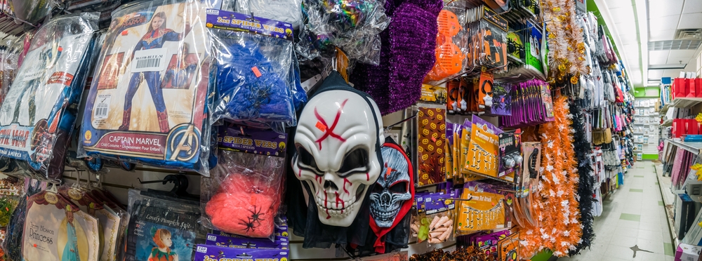 buying costumes in israel for purim